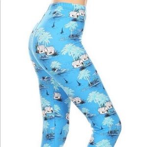 Blue Tropical Vintage graphic CAPRI leggings OS